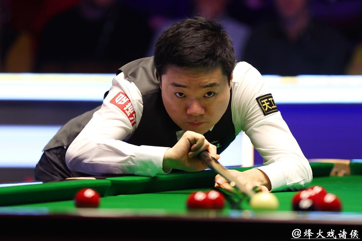 丁俊晖不敌特鲁姆普 遗憾止步斯诺克英锦赛8强 丁俊晖不敌特鲁姆普 遗憾止步斯诺克英锦赛8强