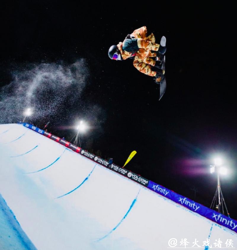 单板滑雪男子U型池预赛 王梓阳排名第10晋级决赛